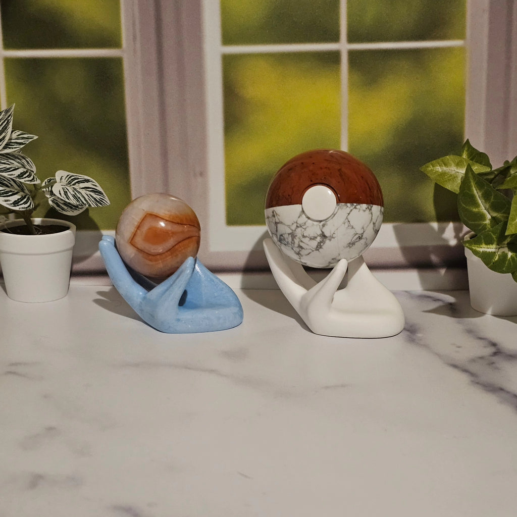 Hand Sphere Holder