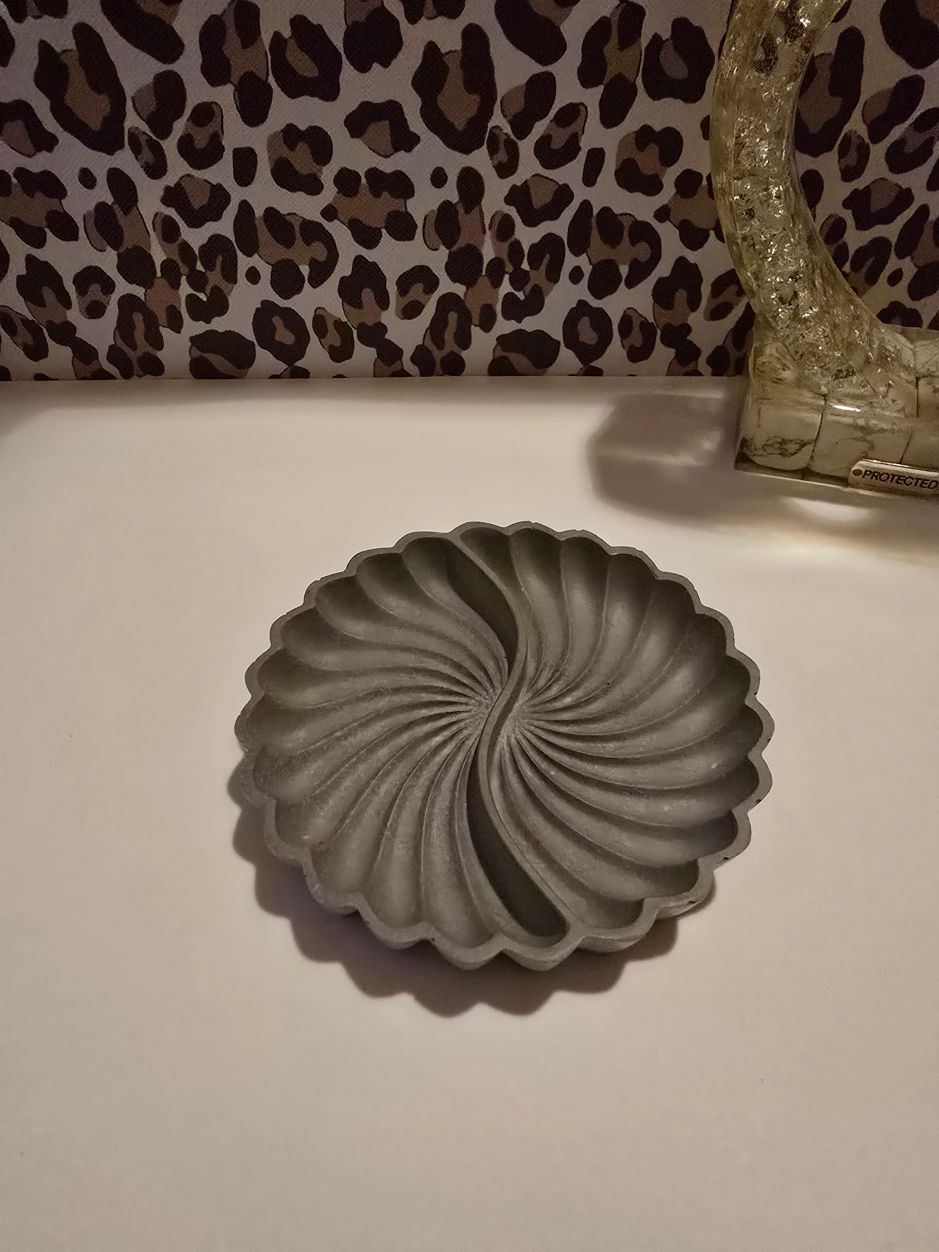 Scallop Tray